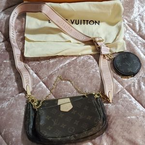 Authentic Louis Vuitton Multi Pouchette Bag